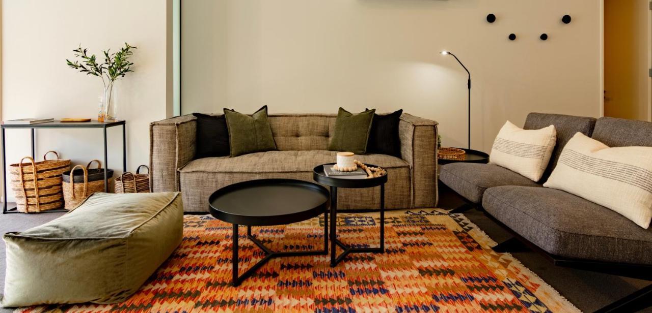 Stylish Haven Luxury Interiors In Prime Location Apartment Queenstown Exterior photo