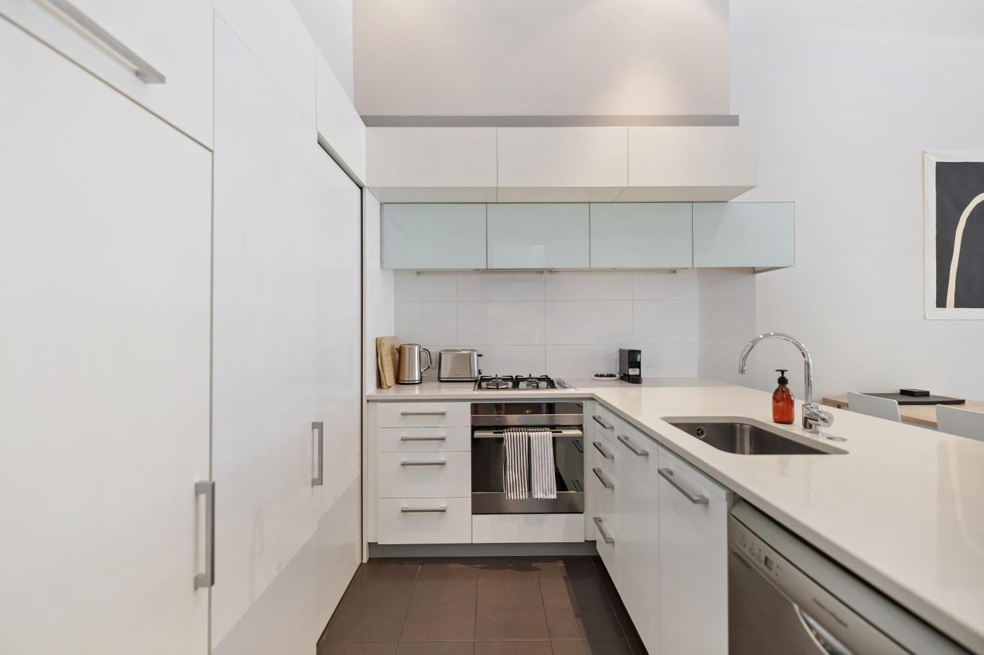 Stylish Haven Luxury Interiors In Prime Location Apartment Queenstown Exterior photo